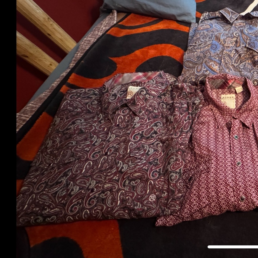 Roper Casual Button Down Shirts in Red and Blue